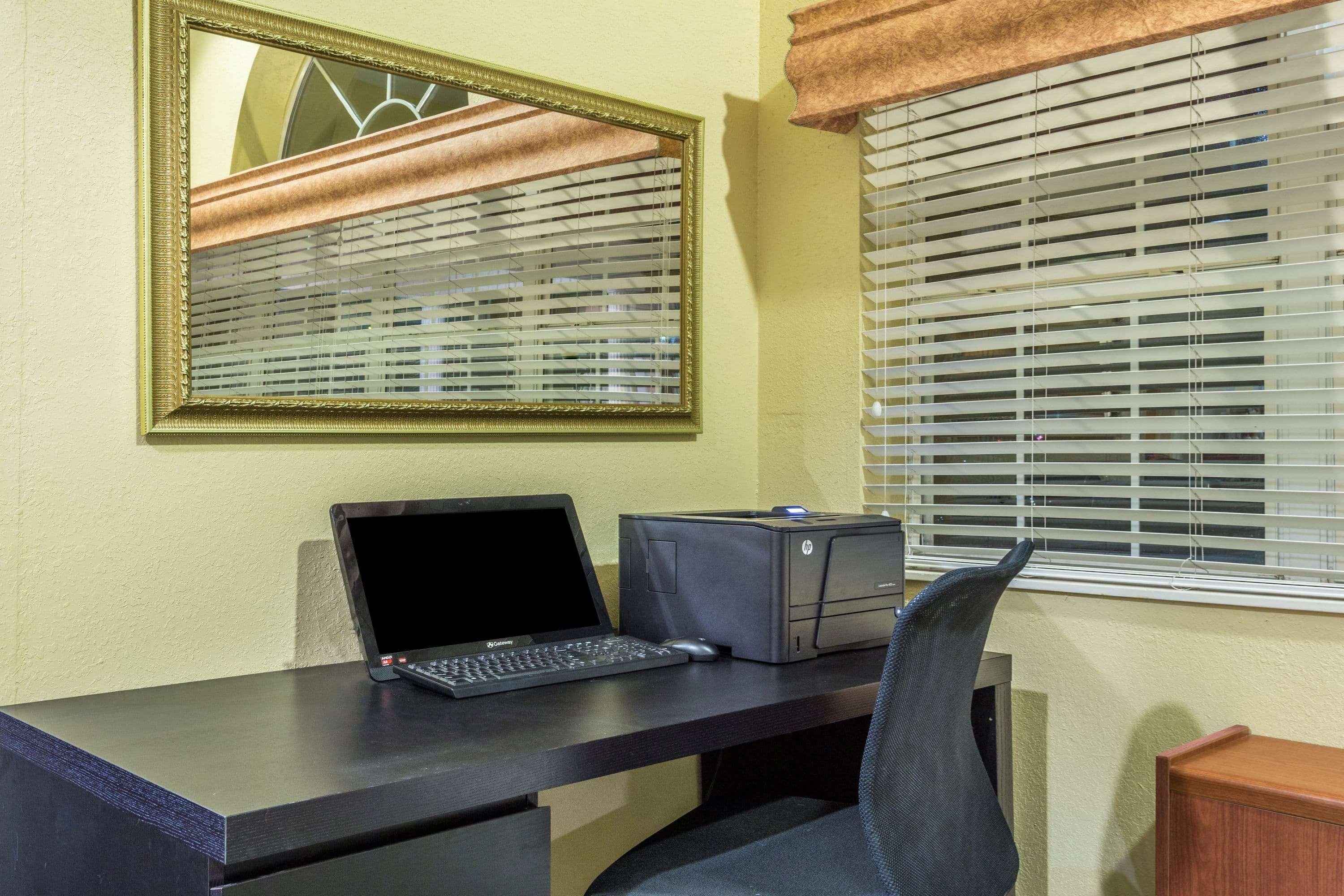 Microtel Inn And Suites Ocala Buitenkant foto